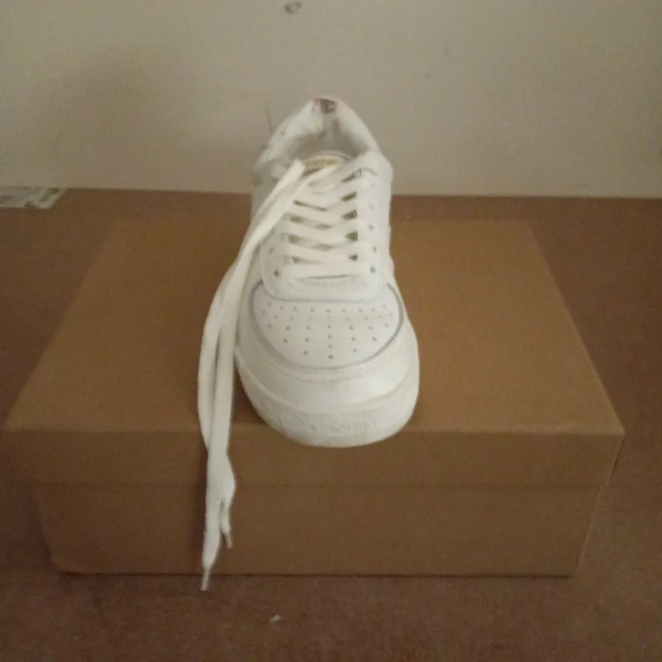 BOXED PAIR OF CTRNE GEODE SNEAKERS IN WHITE - UK 4
