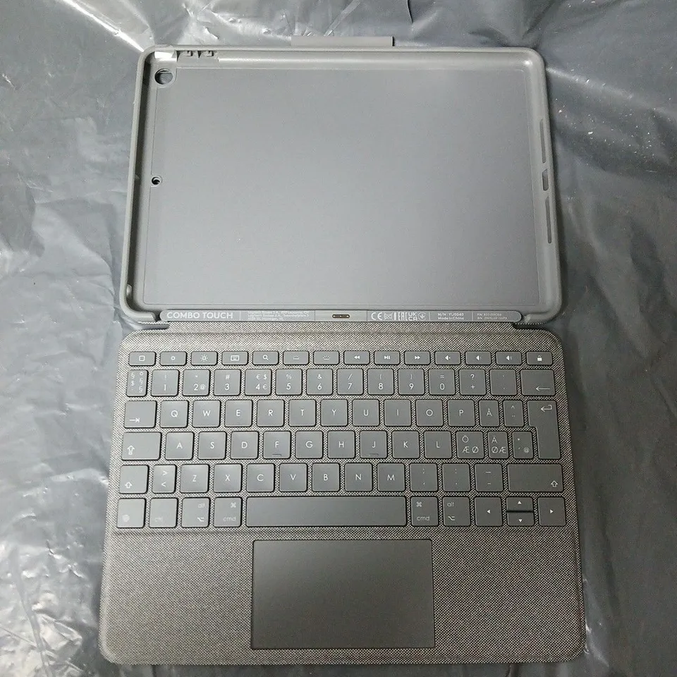 LOGITECH COMBO TOUCH KEYBOARD CASE FOR IPAD (7TH–9TH GEN) – BOXED