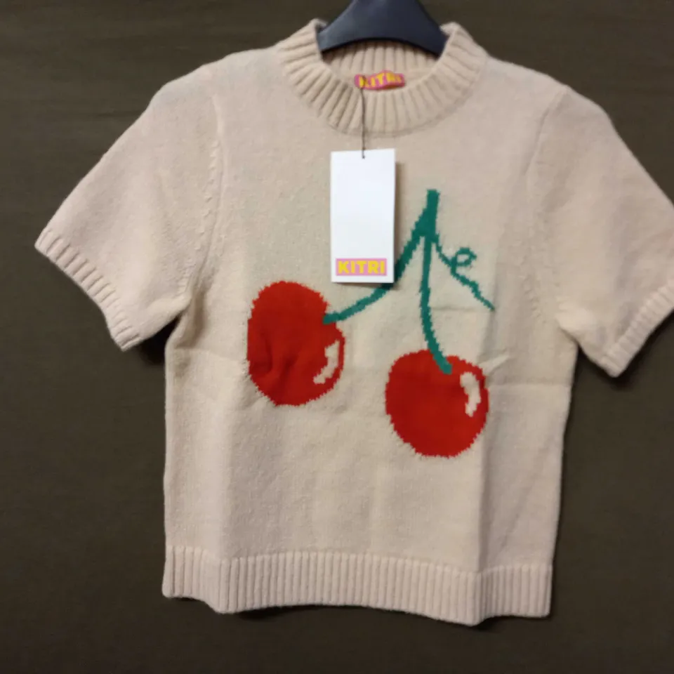 KITRI STUDIO ARA CHERRY SHORT SLEEVE KNIT SWEATER IN IVORY - UK SMALL
