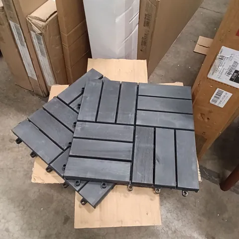 BOXED PLASTIC TILES - BLACK (1 BOX)