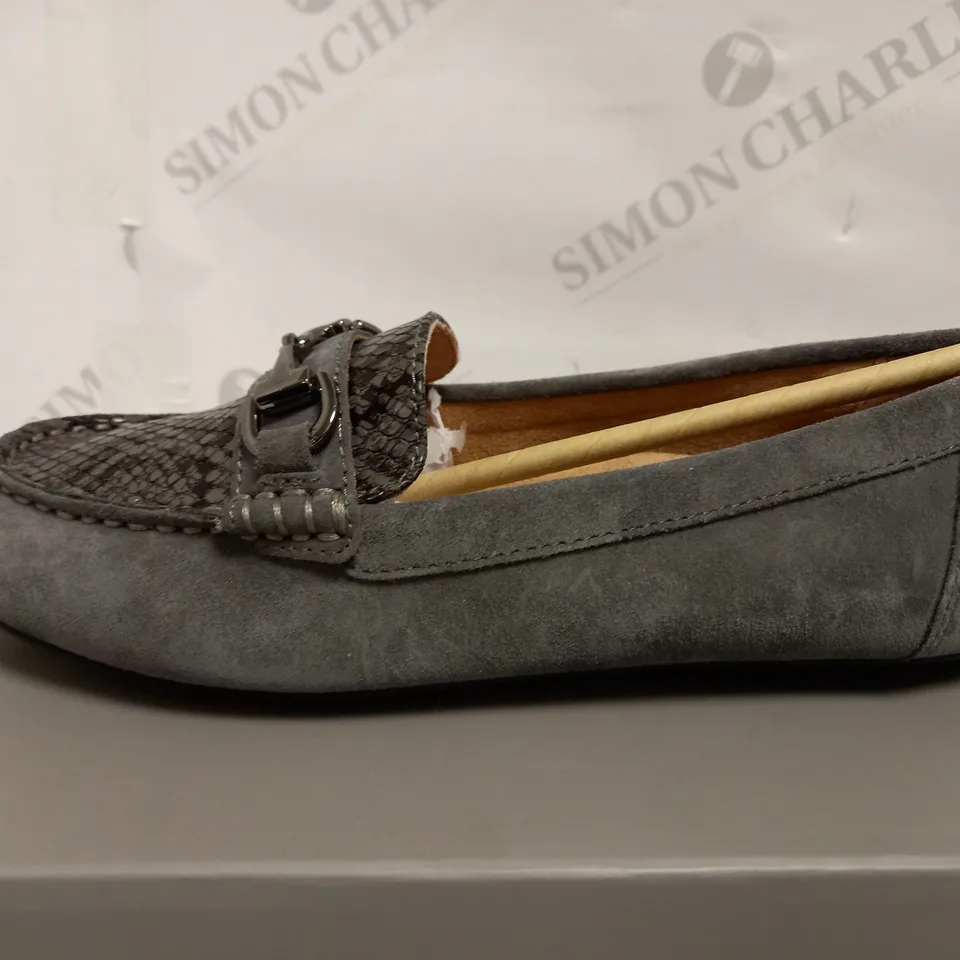 BRAND NEW VIONIC HONOR DAYNA LOAFERS GREY UK SIZE 5