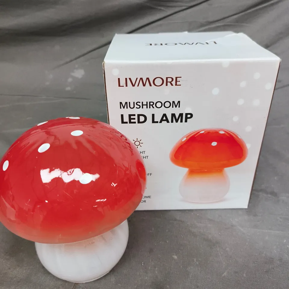 LIVMORE MUSHROOM LED LAMP – RED