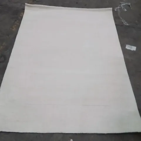 QUALITY DESIGNER AREA RUG - APPROXIMATELY 240X160CM