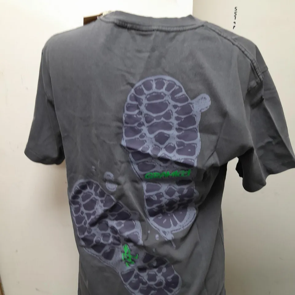 GRAMICCI FOOTPRINT TEE IN GREY - USA XS