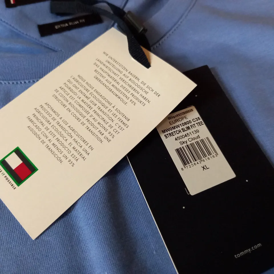 TOMMY HILFIGER SLIM FIT TEE IN BLUE - XL
