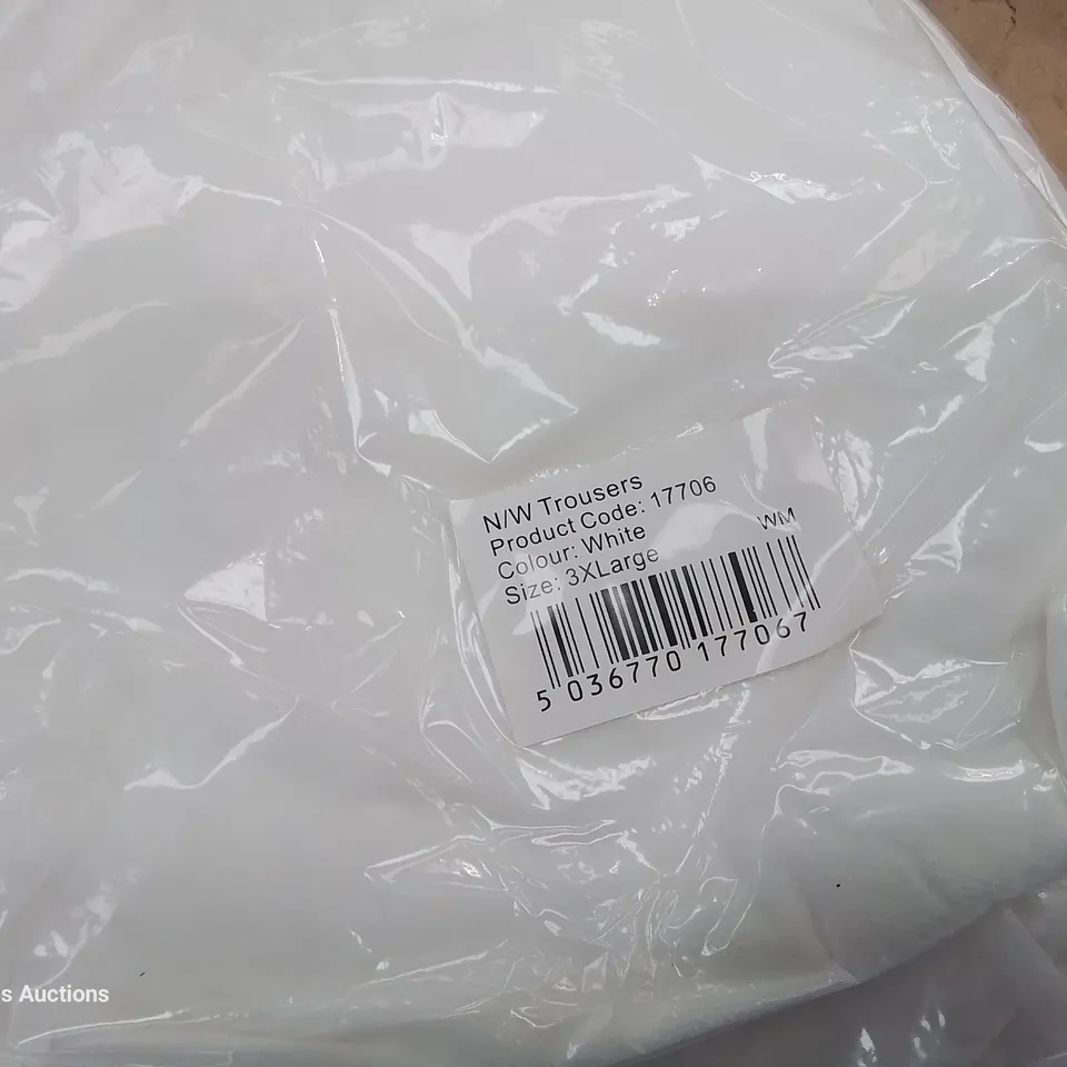 PALLET CONTAINING 7 CASES EACH CONTAINING 100 PAIRS OF XXL TROUSERS WHITE