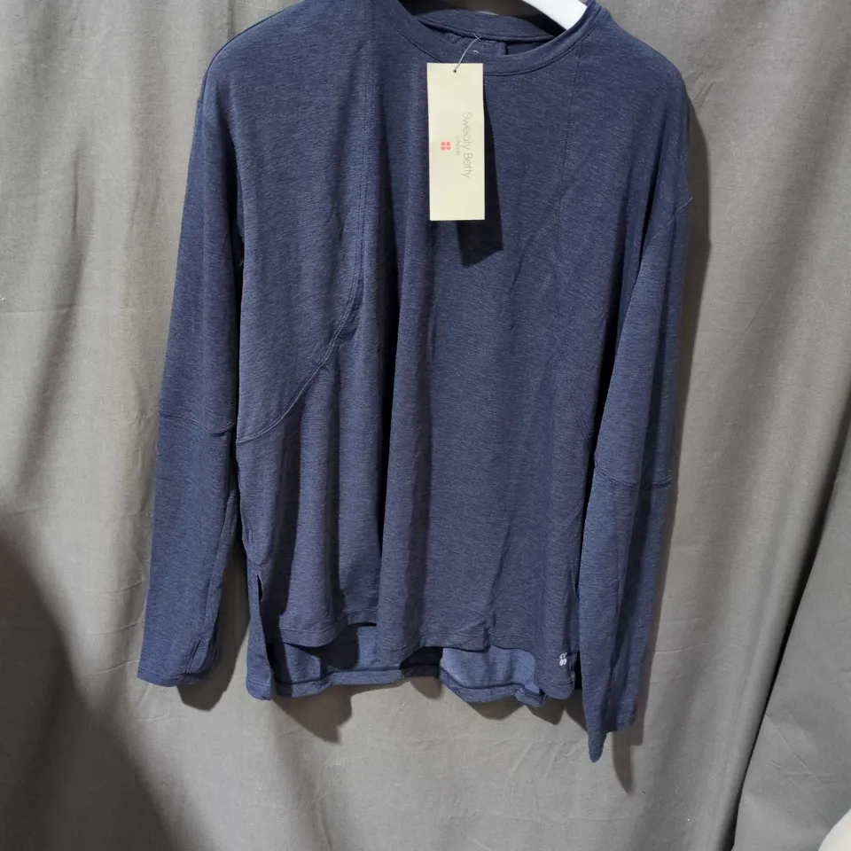 NAVY BLUE CREW-NECK LONG-SLEEVE KNIT TOP (MEN'S) – WITH TAG SIZE M
