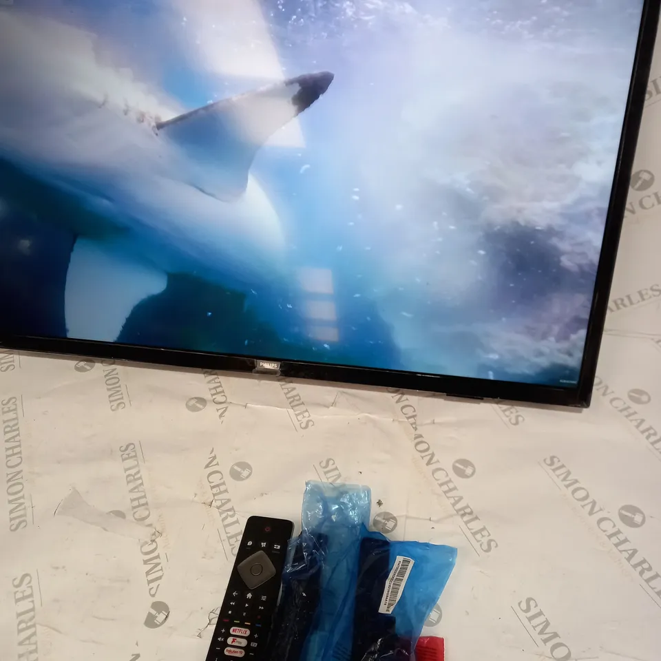 BOXED PHILIPS 32" 6800 SERIES TV