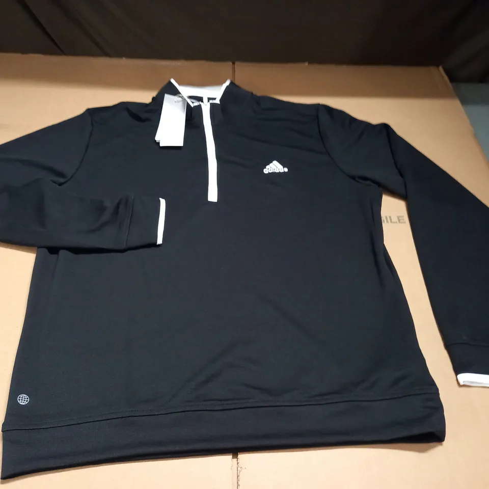 ADIDAS HALF ZIP TRAINING TOP - M