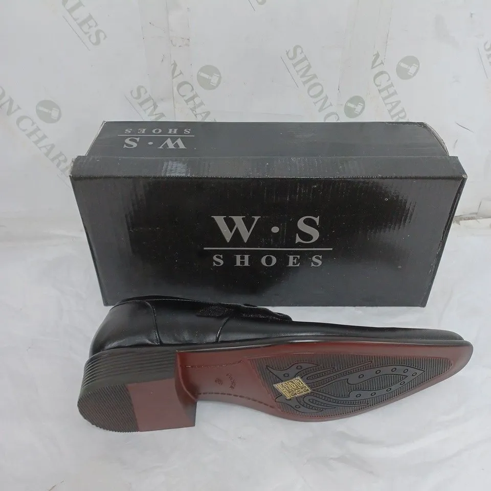 LARGE BOX OF APPROXIMATELY 10 BOXED W.S VERO BLACK VELCRO SUIT SHOES IN VARIOUS SIZES 