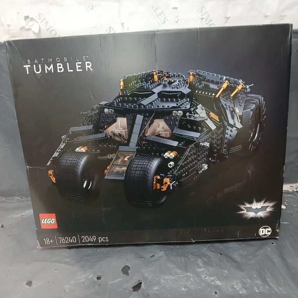 BOXED LEGO BATMAN THE DARK KNIGHT TRILOGY BATMOBILE TUMBLER - 76240 RRP £199.99