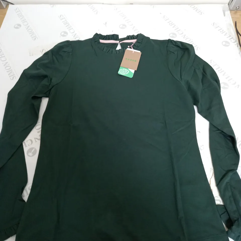 BODEN FRILLED COLLAR TOP IN GREEN - UK 10