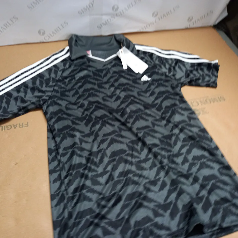 ADIDAS GREY COLLARED SHIRT - 15-16 YRS
