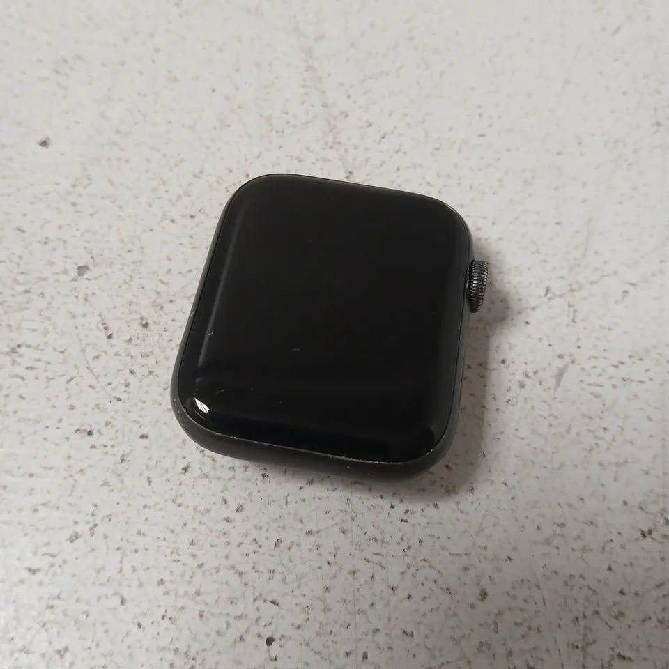 APPLE WATCH SERIES 6 44MM GPS ALUMINIUM SPACE GREY