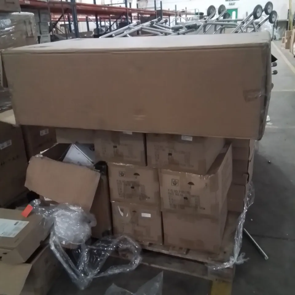 PALLET TO CONTAIN A LARGE QUANTITY OF ROUND PATIO FIRE COVERS AND OTHER ASSORTED ITEMS