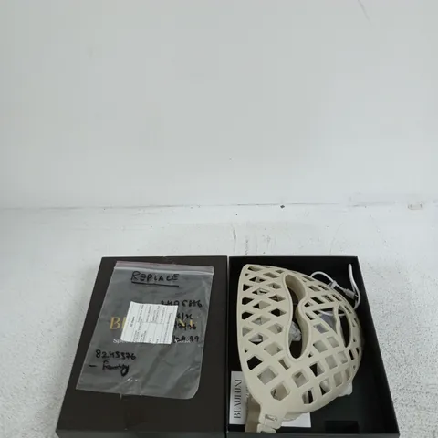 BEAULUXE SPECTRAGLOW 7 LED MASK – WHITE LATTICE FACIAL MASK (BOXED)