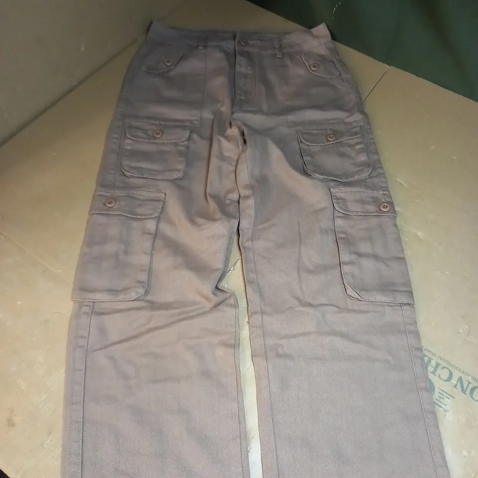 UNBRANDED BROWN DENIM CARGOS SIZE M