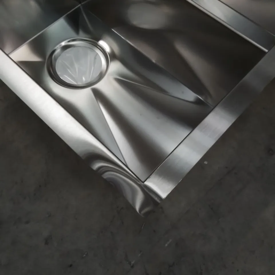 SMALL STAINLESS STEEL KITCHEN SINK 