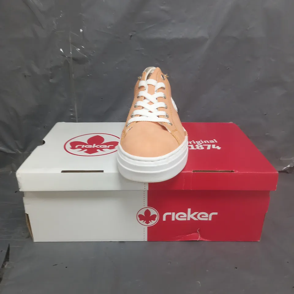 RIEKER PLATFORM TRAINERS APRICOT SIZE 5