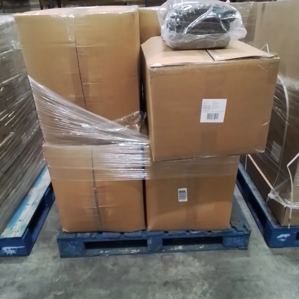 PALLET CONTAINING APPROXIMATELY 192 BRAND NEW SUPER SOFT BATH MATS -BROWN-