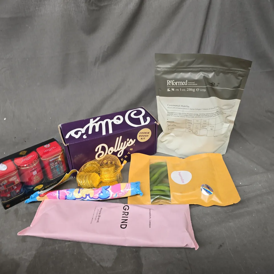 APPROXIMATELY 12 ASSORTED FOOD & DRINK ITEMS TO INCLUDE REFORMED MATCHA, COOKIE DOUGH KIT, GRIND WHOLE BEANS, ETC - COLLECTION ONLY