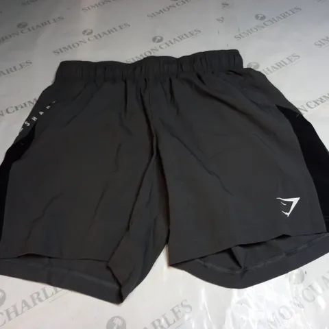 GYMSHARK WORKOUT SHORTS SIZE M