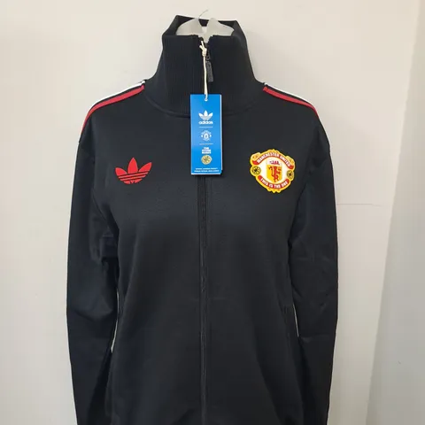 MANCHESTER UNITED ZIPPED RETRO JACKET SIZE M