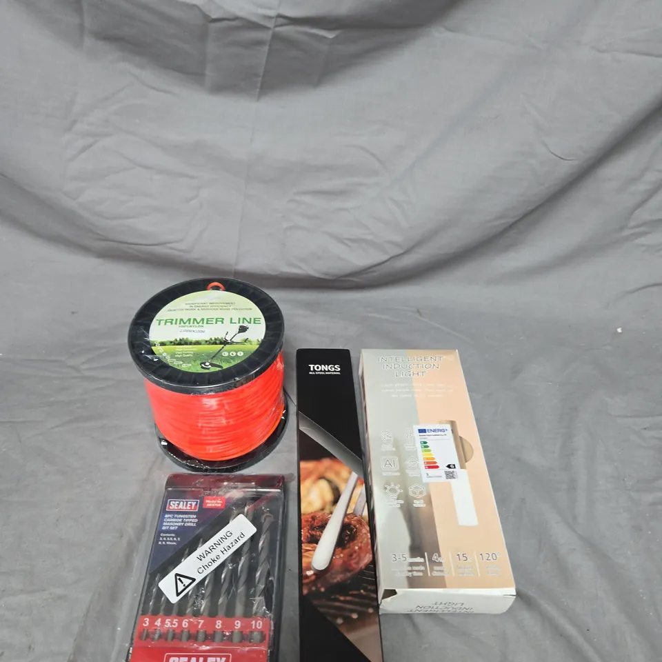 APPROXIMATELY 15 ASSORTED HOUSEHOLD ITEMS TO INCLUDE TRIMMER LINE, SEALEY DRILL BITS SET AND STAINLESS STEEL TONGS