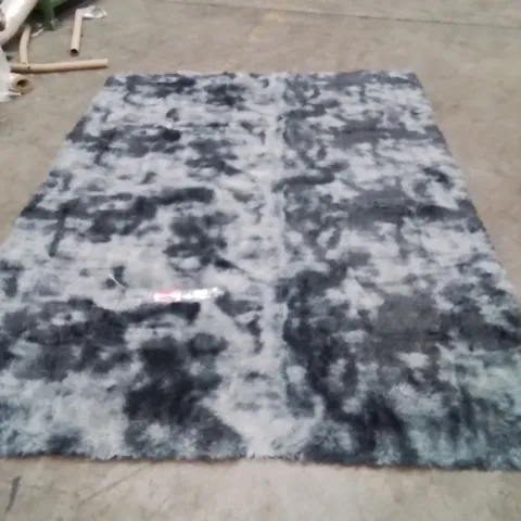 QUALITY DESIGNER AREA RUG - APPROXIMATELY 230X160CM