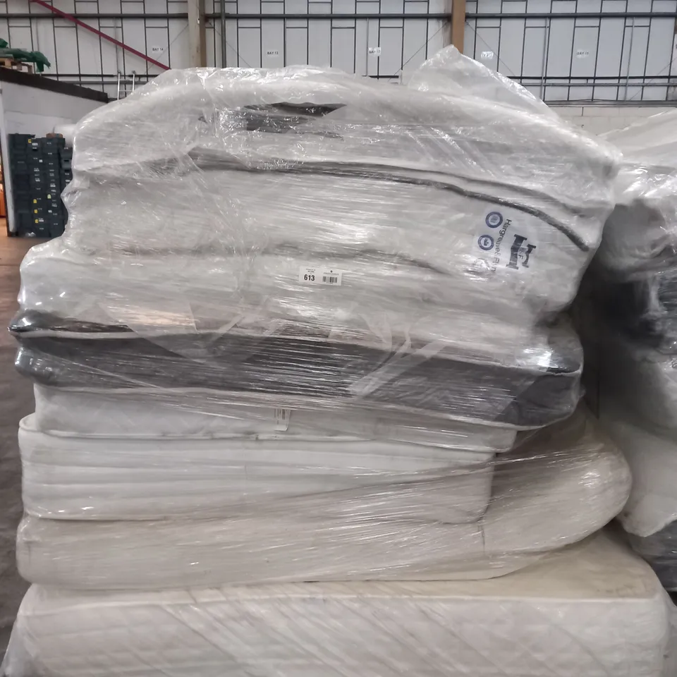 PALLET OF APPROXIMATELY 8 ASSORTED MATTRESSES TO INCLUDE HARGREAVE AND FLYN