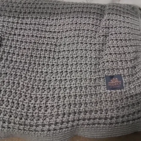 BRAND NEW SEALED BEDECK KNITTED THROW 150CMX200CM