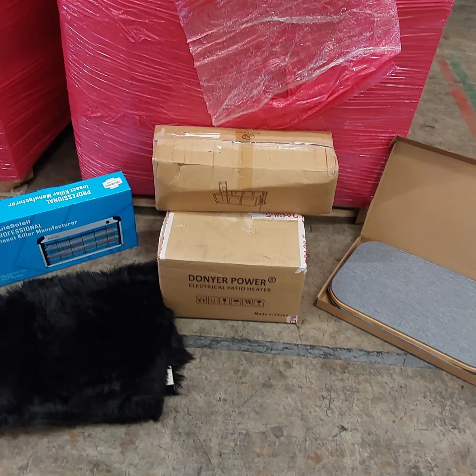 PALLET OF ASSORTED HOMEWARE AND CONSUMER PRODUCTS TO INCLUDE; ELECTRICAL PATIO HEATER, PROFESSIONAL INSECT KILLER, BABY PLAY PEN, LAUNDRY HAMPER, SHAGGY RUG ECT.