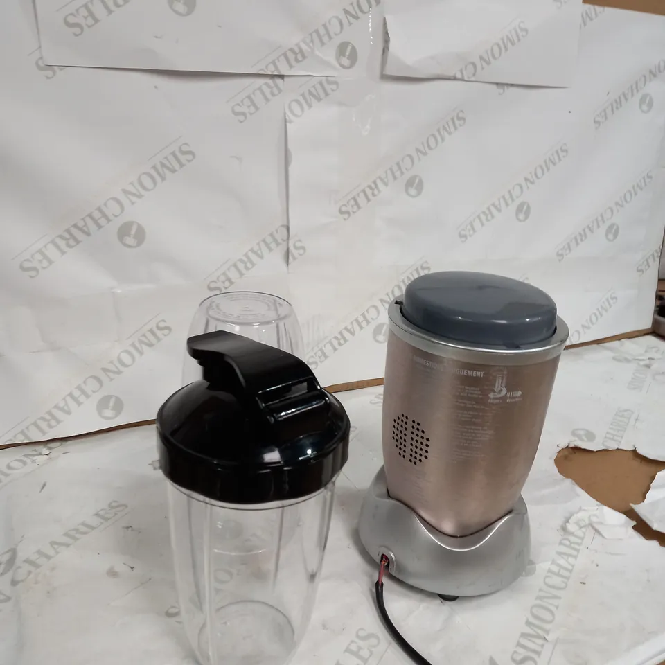 NUTRIBULLET 900W BLENDER CHAMPAGNE MULTI-FUNCTION SMOOTHIE MAKER
