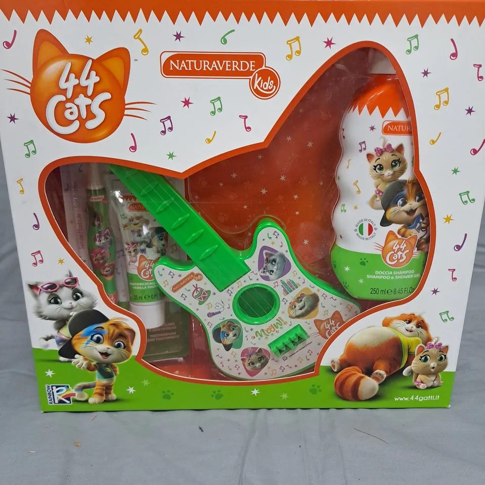 BOX OF APPROXIMATELY 10 44 CATS SHAMPOO AND SHOWER GEL, TOOTHBRUSH AND TOOTHPASTE GIFT SET