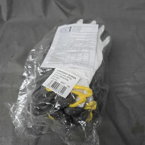 APPROXIMATELY 10 PAIRS OF ST NITROTOUCH PROTECTIVE GLOVES - M