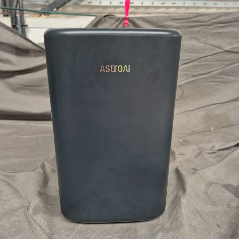 ASTROAI LY2206A MINI FRIDGE – PORTABLE (AC 220-240V / 12V DC)