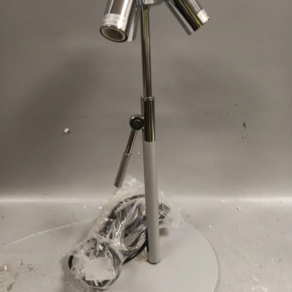 APPROXIMATELY 8 ASSORTED LIGHTING FIXTURES IN VARIOUS STYLES & SIZES - COLLECTION ONLY 