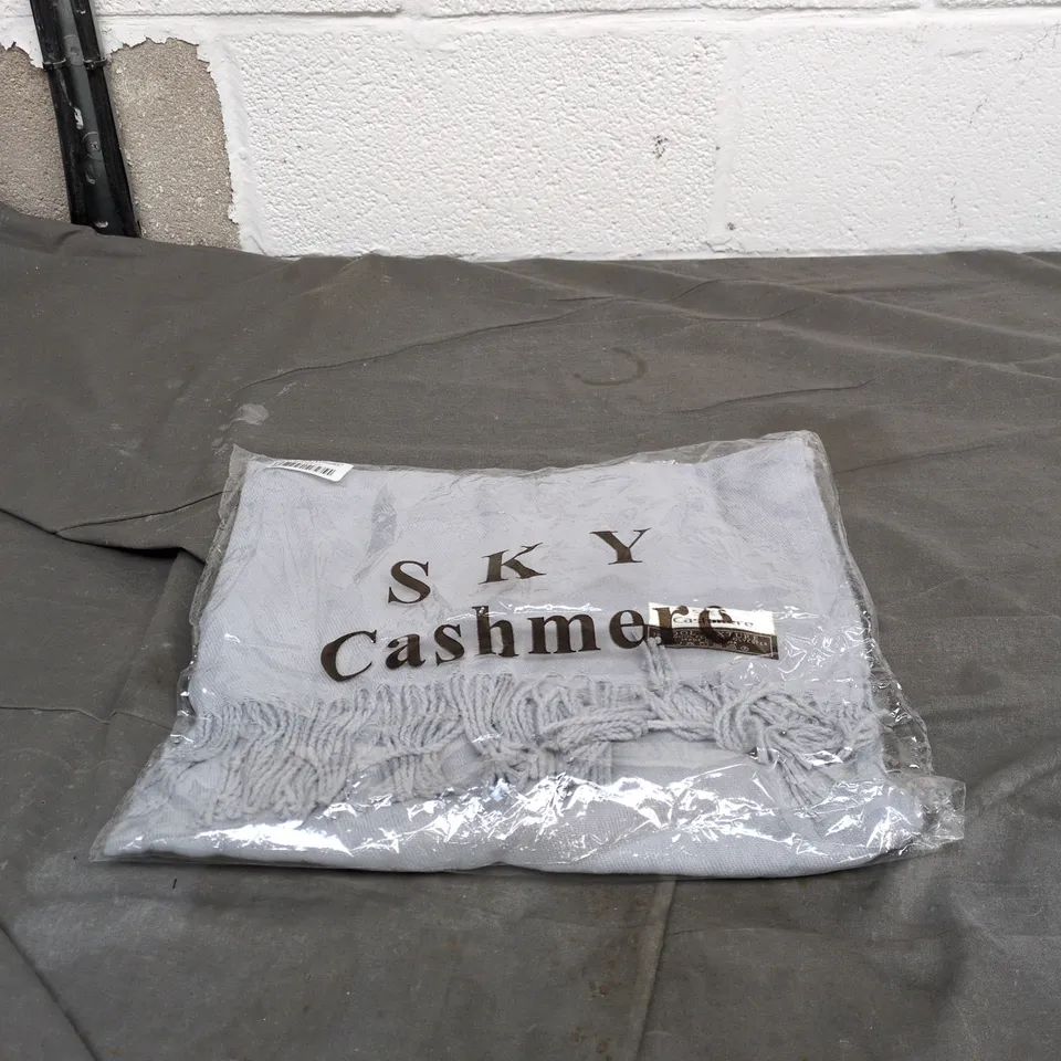 SKY CASHMERE 100% WOOL SCARF BAGGED