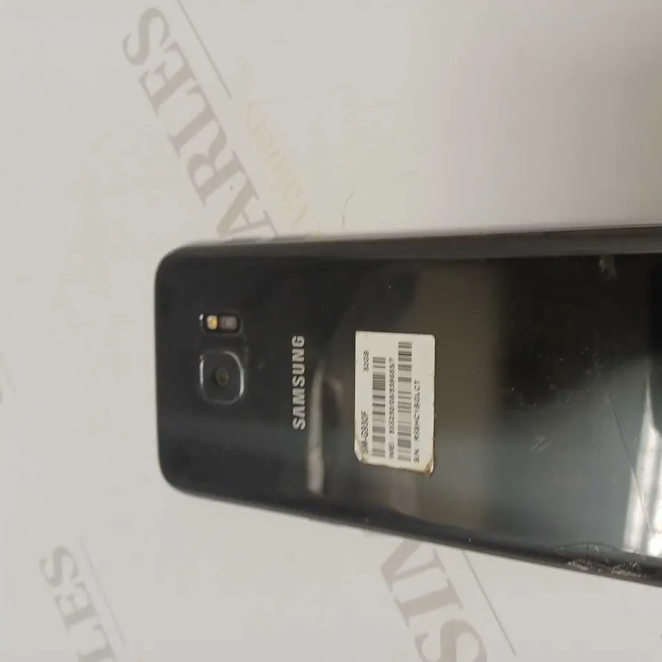 SAMSUNG SM-G930F 32GB PHONE