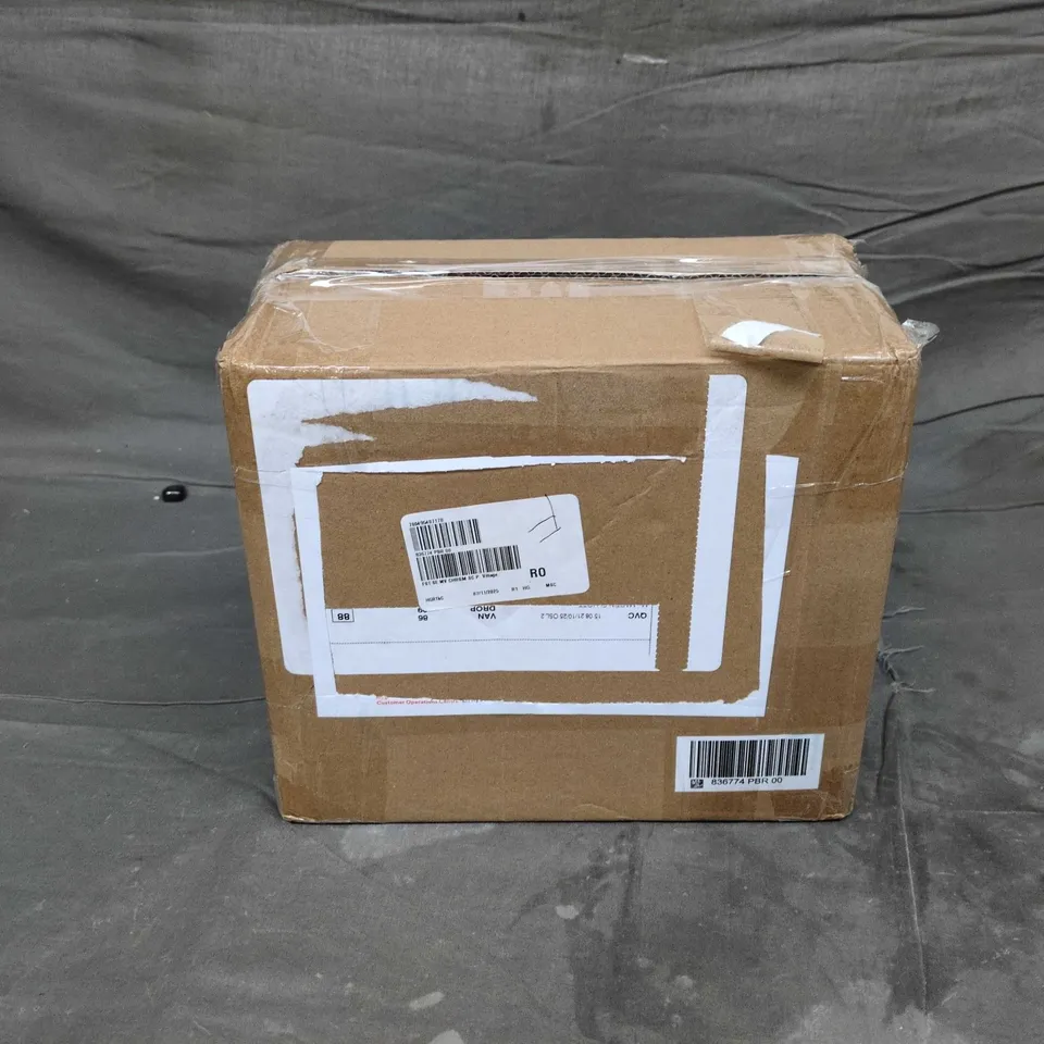 SANTA EXPRESS MOVING CHRISTMAS SCENE IN PHOTO FRAME