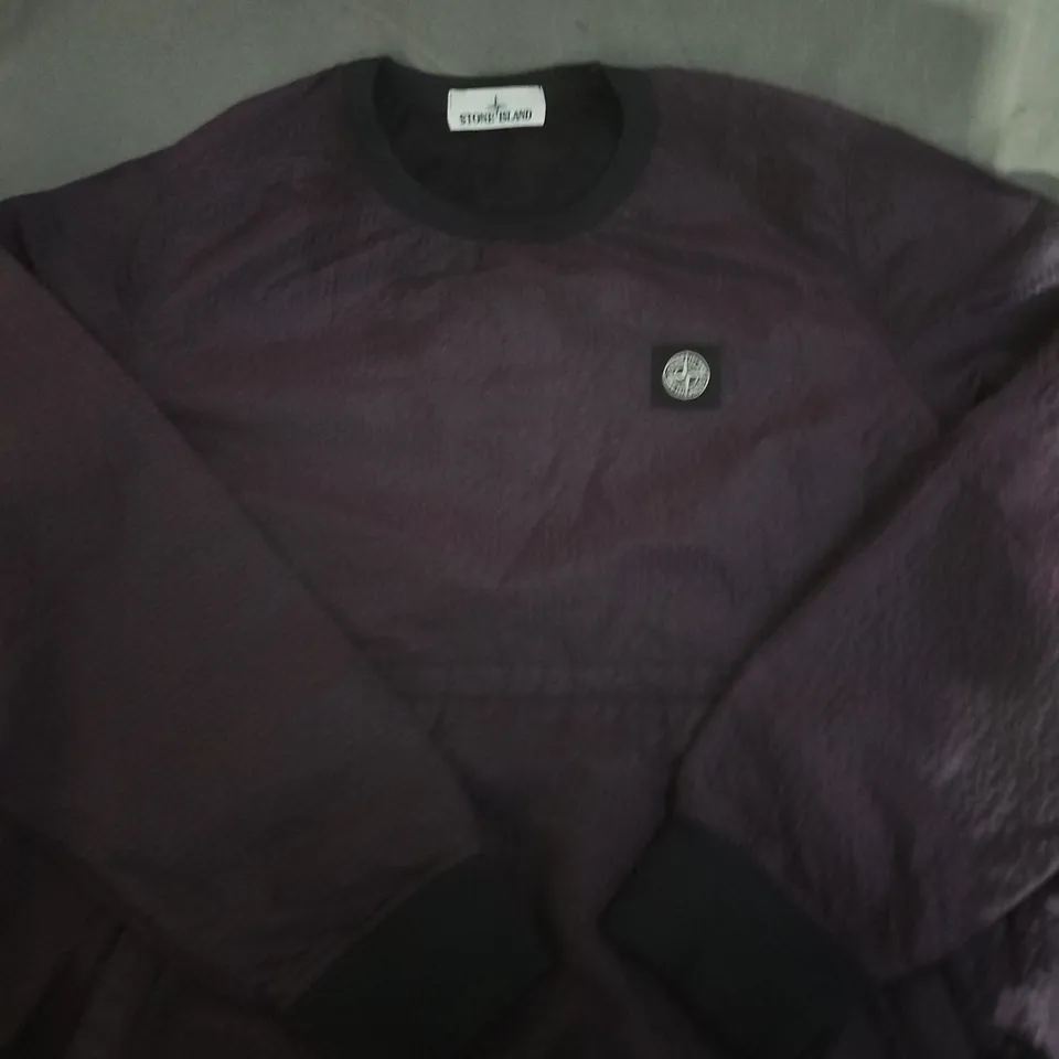 STONE ISLAND TOP - SIZE M 