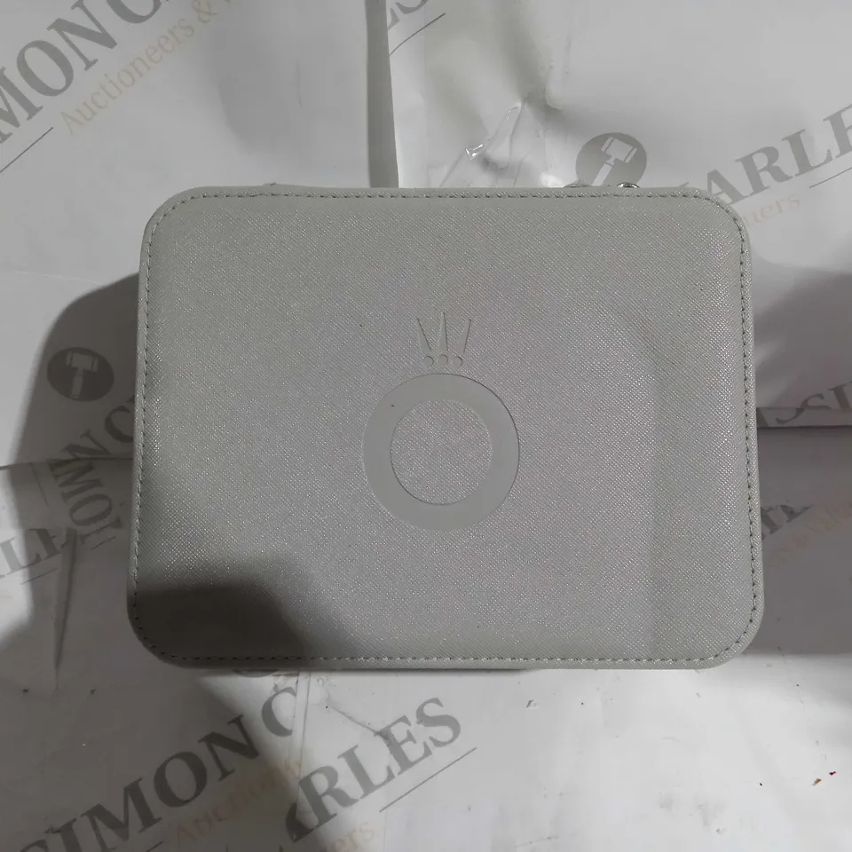 PANDORA JEWELLERY BOX 