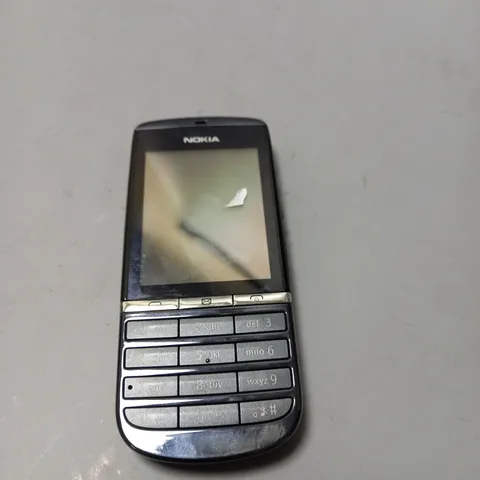 NOKIA N78 
