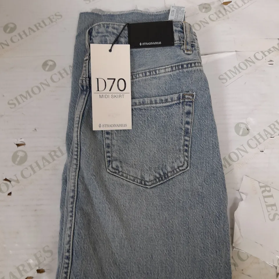 STRADIVARIUS D70 MIDI SKIRT SIZE 8