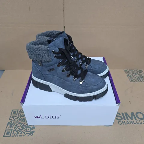 BOXED PAIR OF LOTUS CONNISTON BOOTS IN BLUE - EU 39