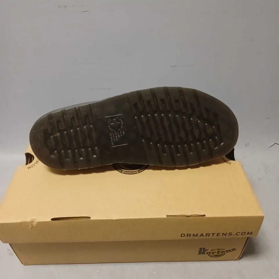 BOXED PAIR OF DR MARTEN AIRWAIR GRYPHON QUAD SANDALS - 9