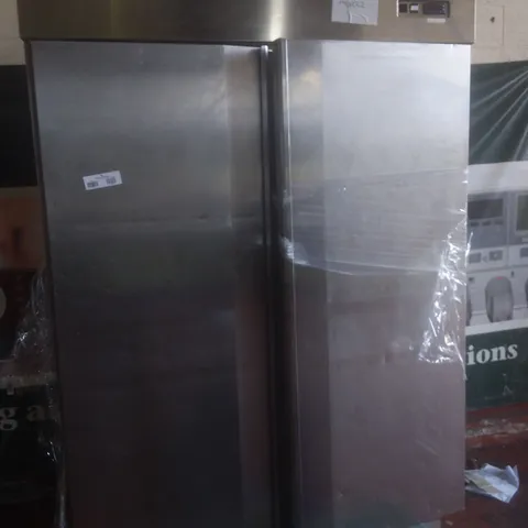 LARGE DOUBLE DISPLAY FRIDGE