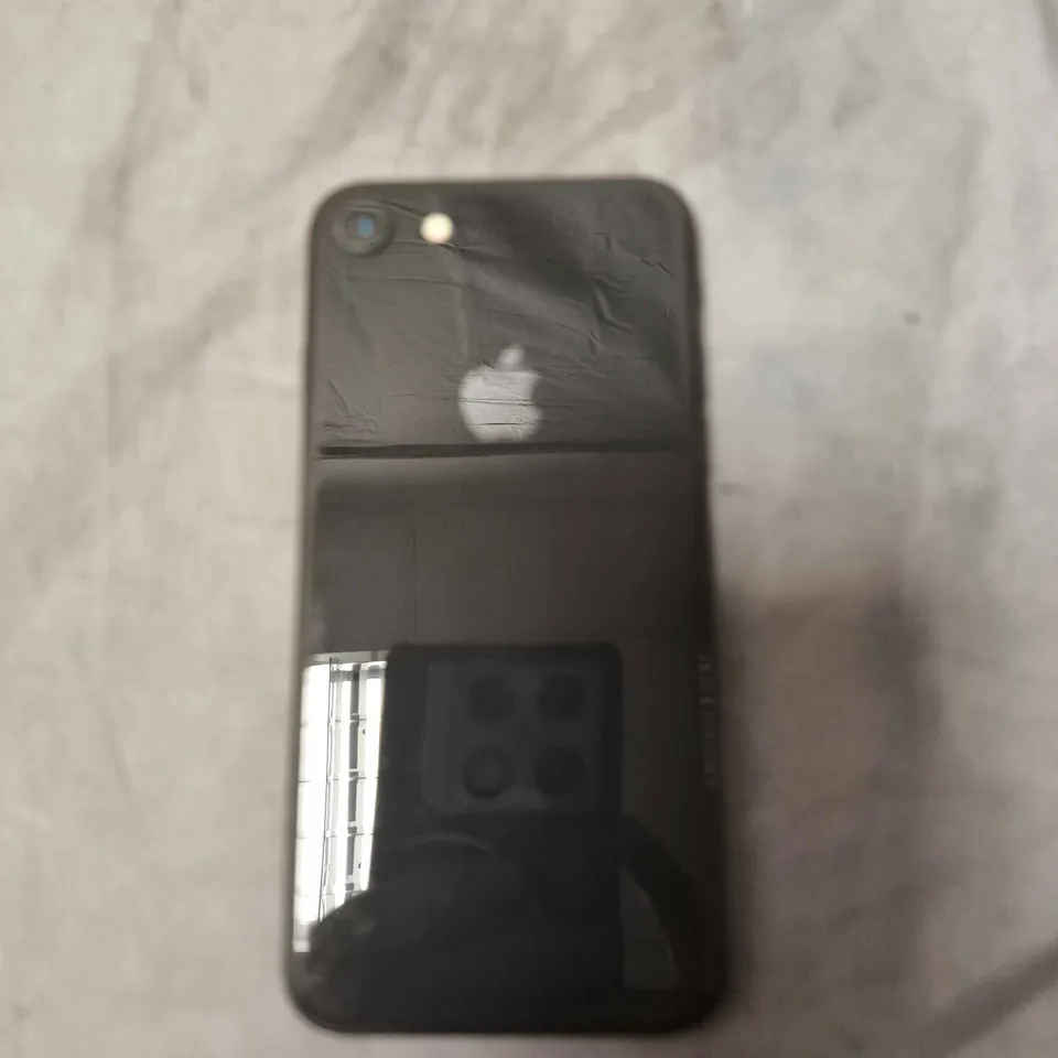 APPLE IPHONE SE SMARTPHONE 