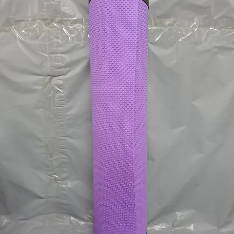 BOX OF 2 YOGA SETS IN PURPLE