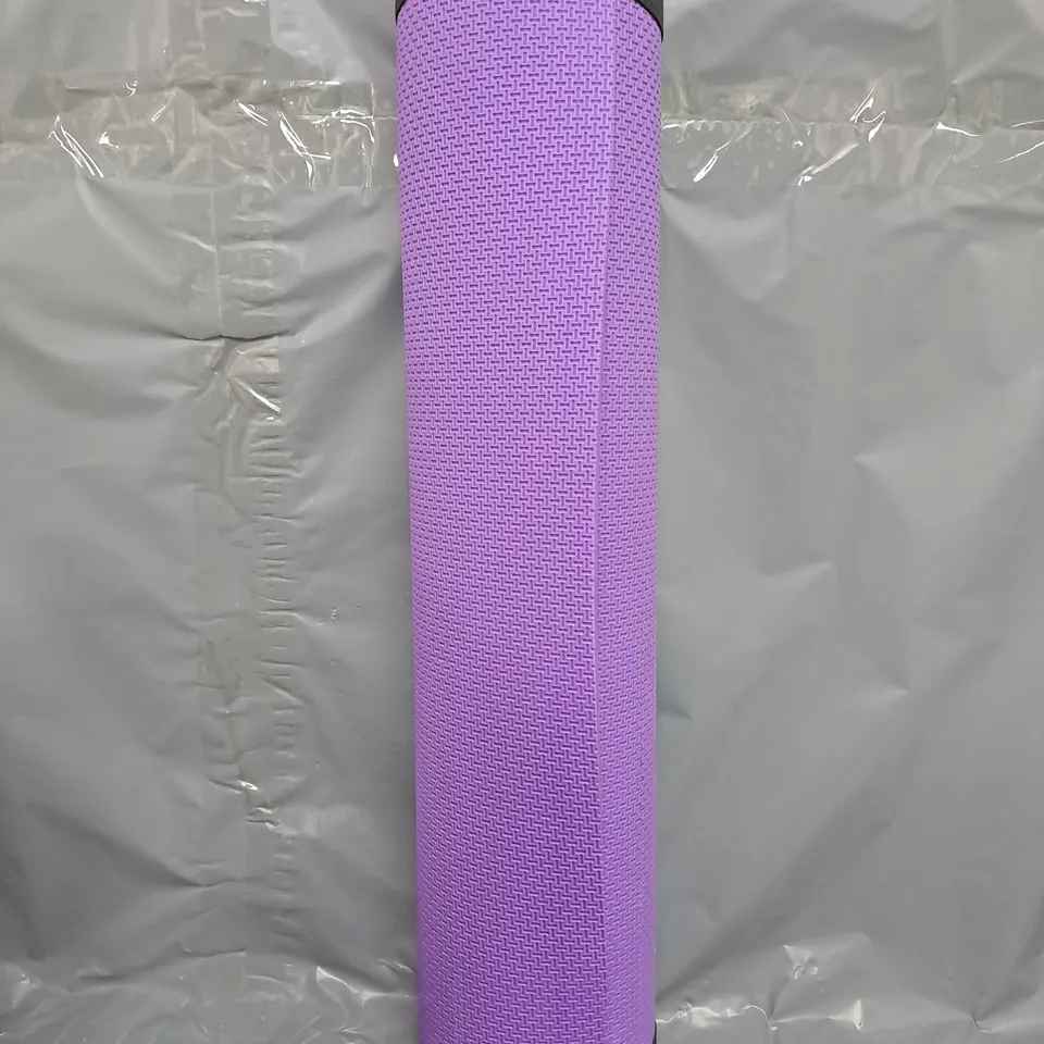 BOX OF 2 YOGA SETS IN PURPLE